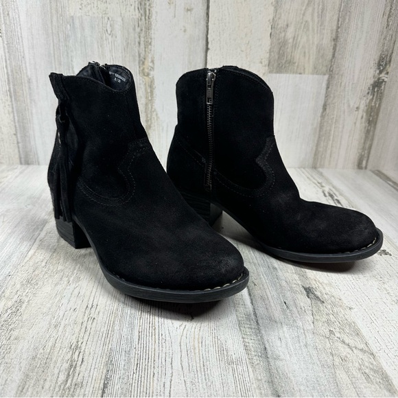 NEW Born Women's Alondra Comfort Western Booties #982 - Picture 10 of 13